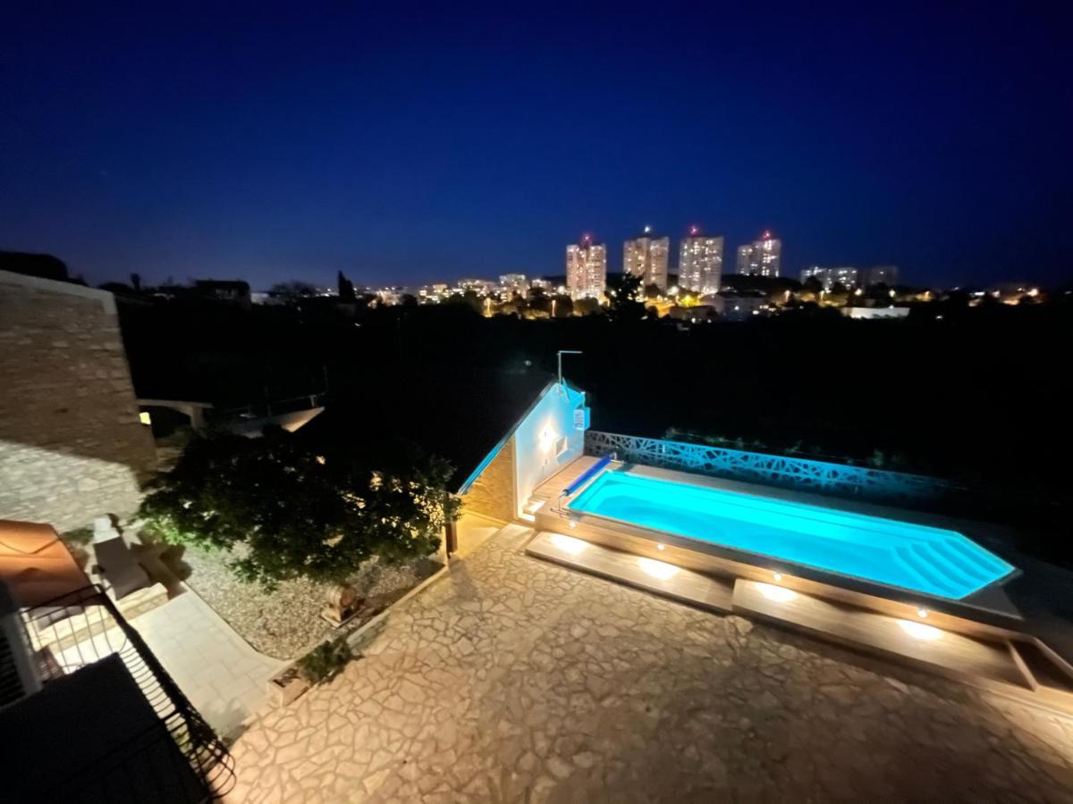 Apartments Nona Pula Exterior foto